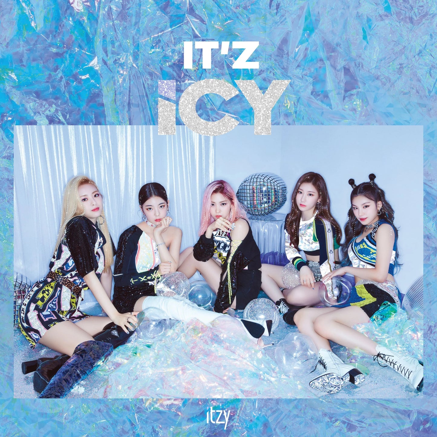 ITZY 1st Mini Album [IT’z ICY]